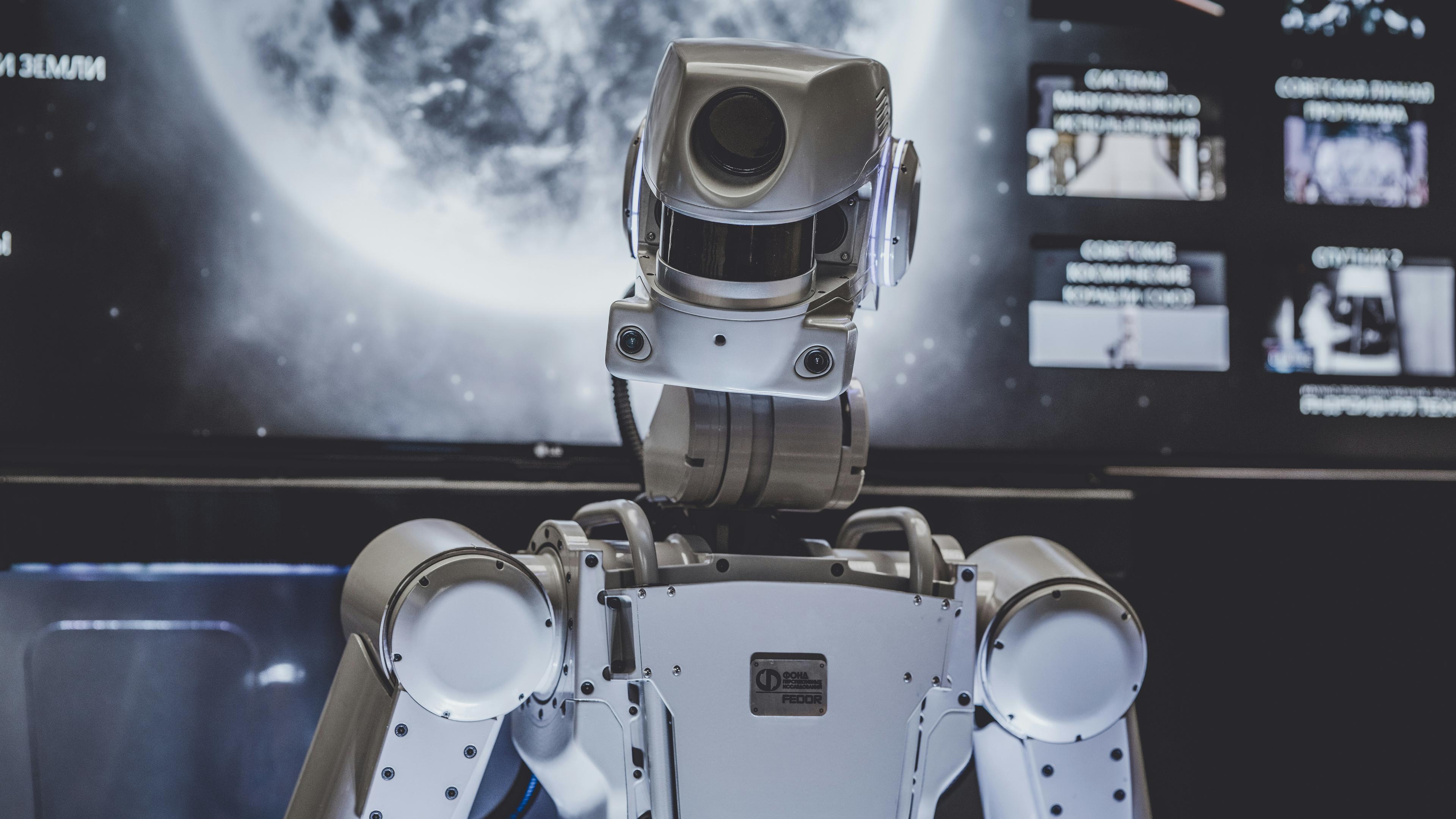 Online MCA in Artificial Intelligence and Machine Learning