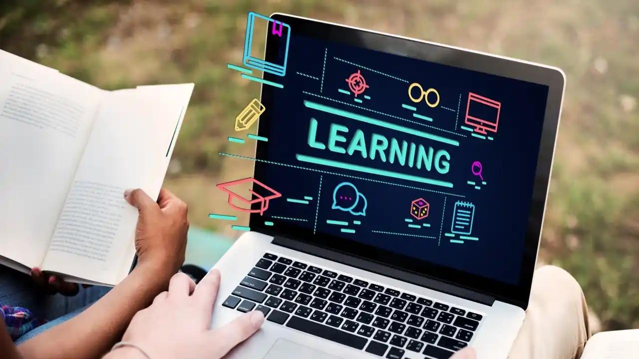 Flexible Online BA English Learning